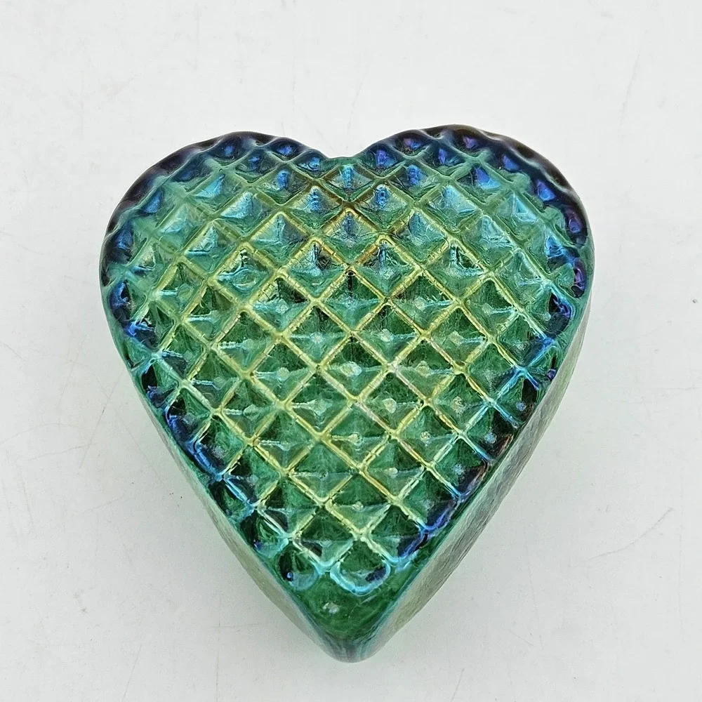 Robert Held Green Iridescent Art Glass Heart Paperweight 2.25